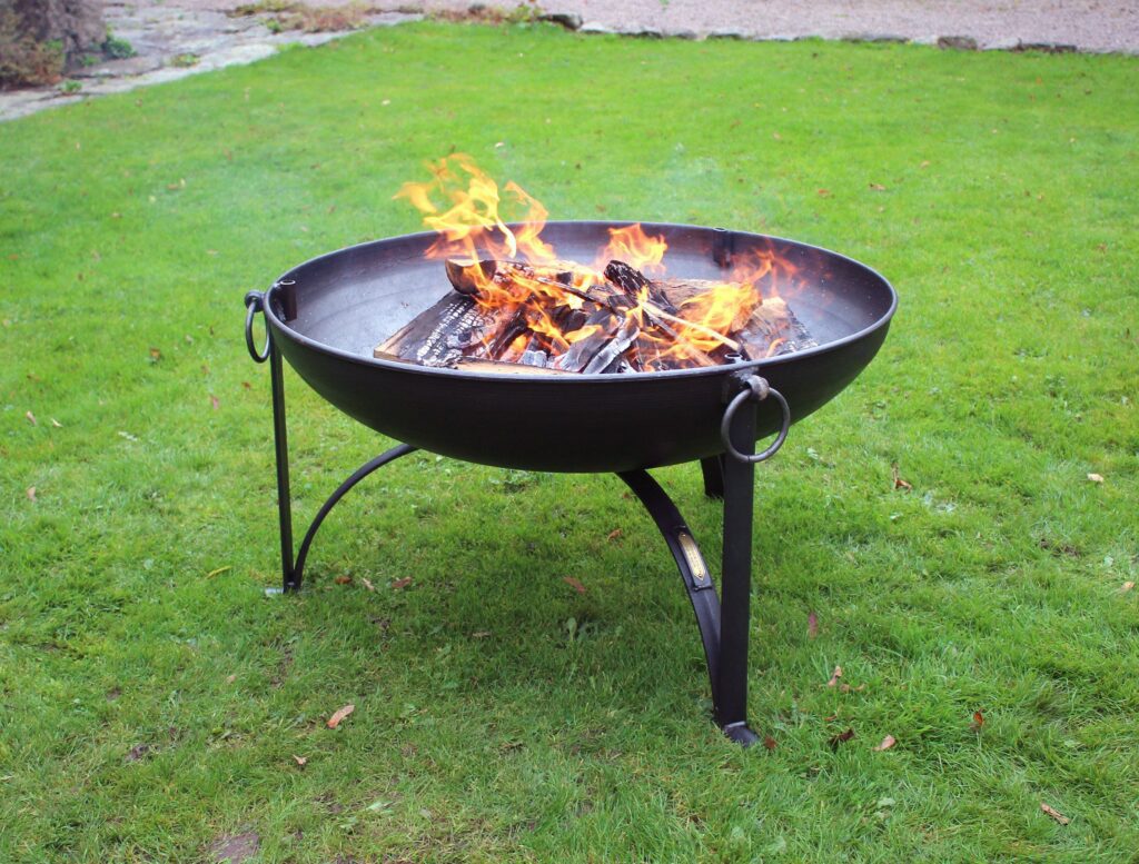 Firepits UK Plain Jane with Swing Arm
