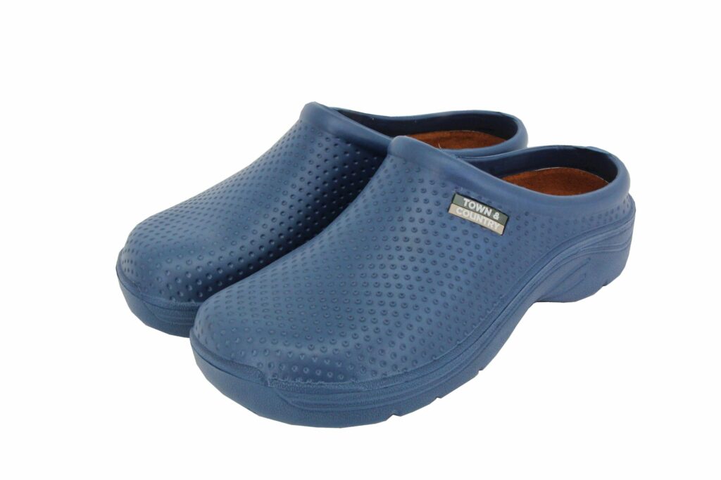 Town and Country Eva Cloggies Navy 5020358002599