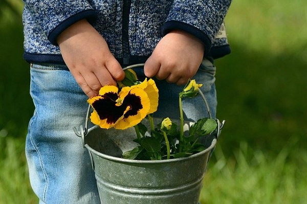 Nine Fun Gardening Ideas for Children