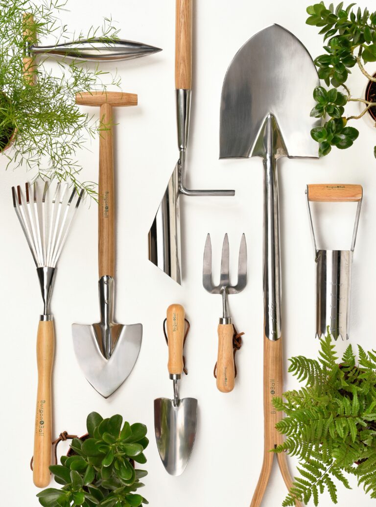 Great Christmas Gift Ideas for Gardeners