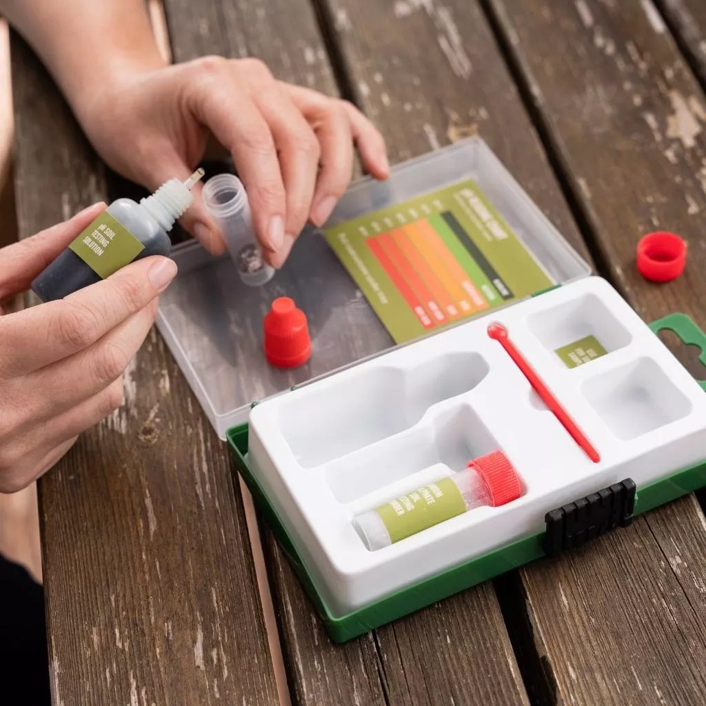 Gardman Soil pH Testing Kit