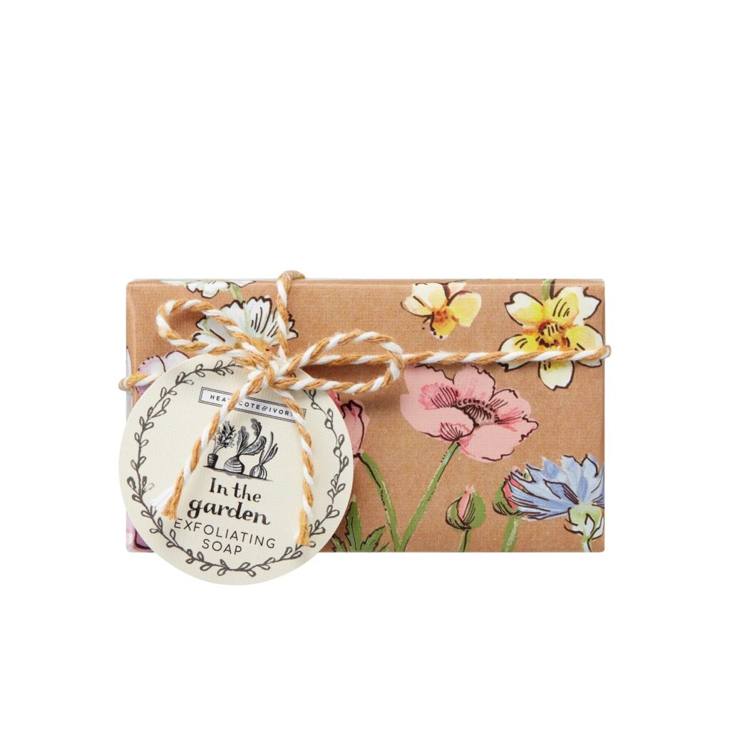 Heathcote & Ivory In The Garden Exfoliating Soap 160g 5015632105479