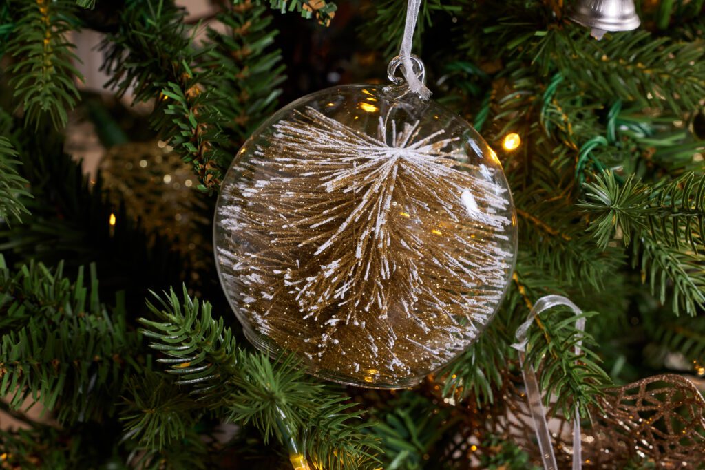 Sparkly glass hanging decoration