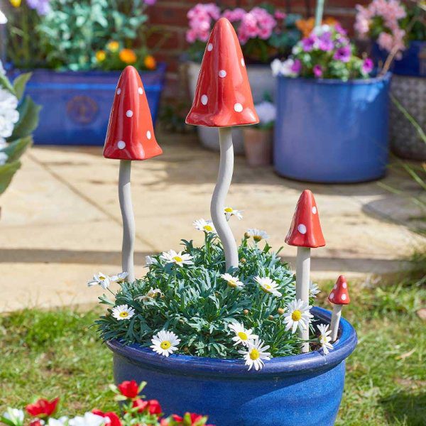 Elvedon Ornamental Mushroom Ornament – Small 5050642080033