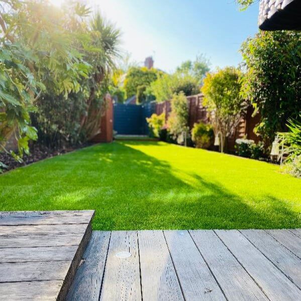 Rolawn Medallion Grass Turf – 20 Rolls 00473463